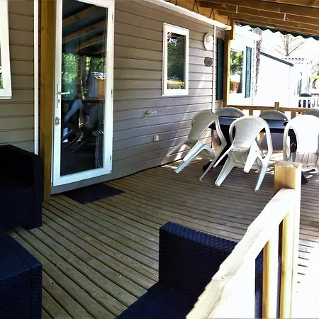 Greenchalets Sur Argens Campsite *