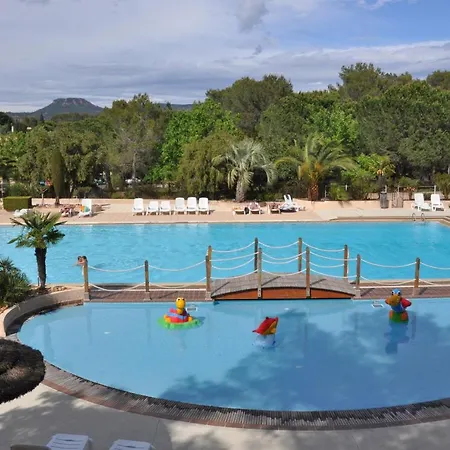 Campsite Greenchalets Sur Argens *