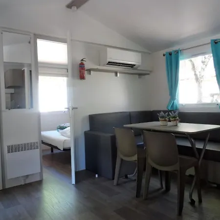 Greenchalets Sur Argens Campsite *
